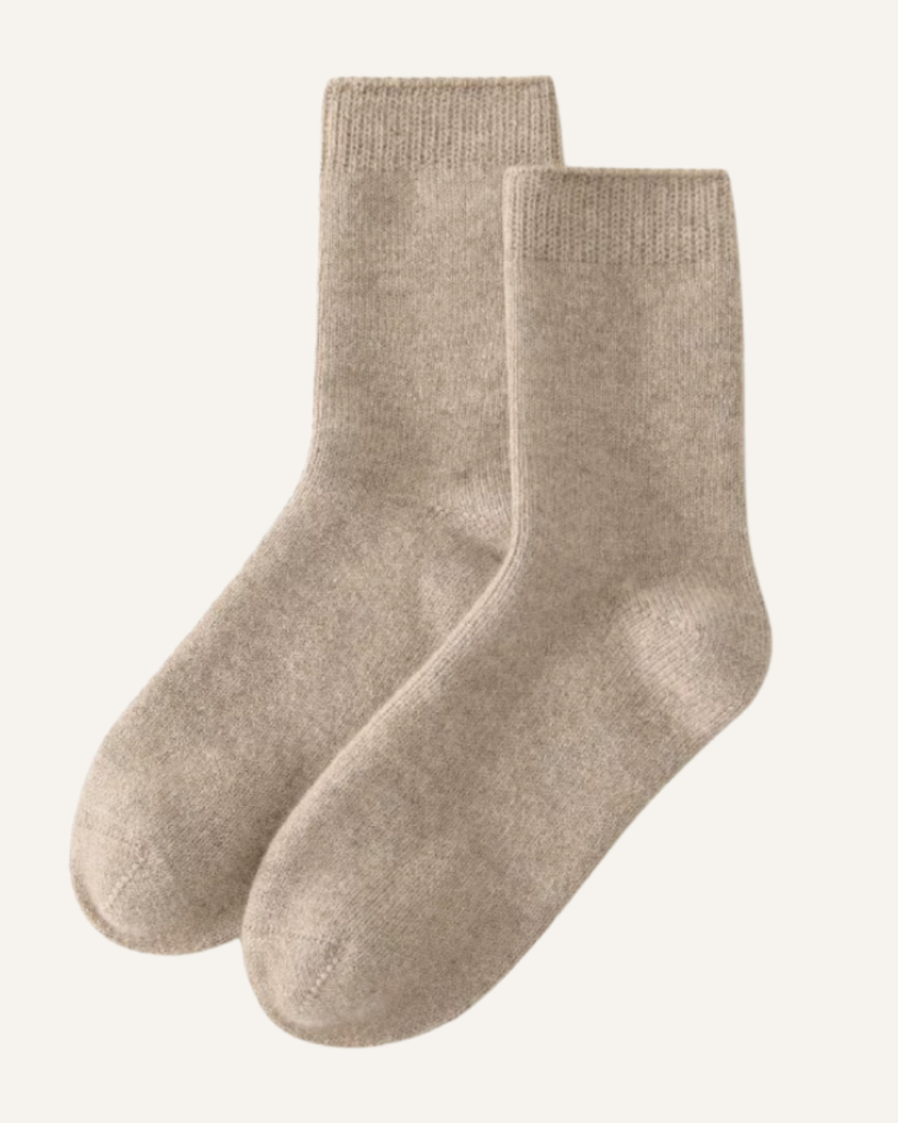 AVREN 100% Cashmere Classic Crew Socks
