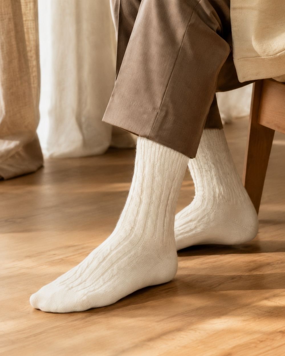 Men’s Classic Cable Knit Cashmere Socks - Image 17