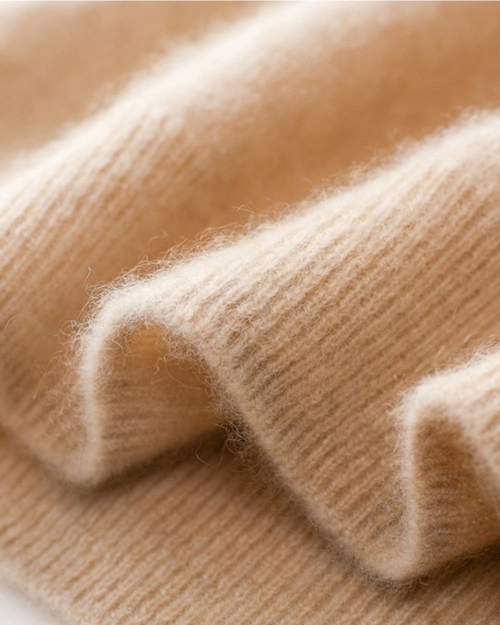 AVREN Women’s 100% Cashmere Classic Crewneck Sweater - Image 6